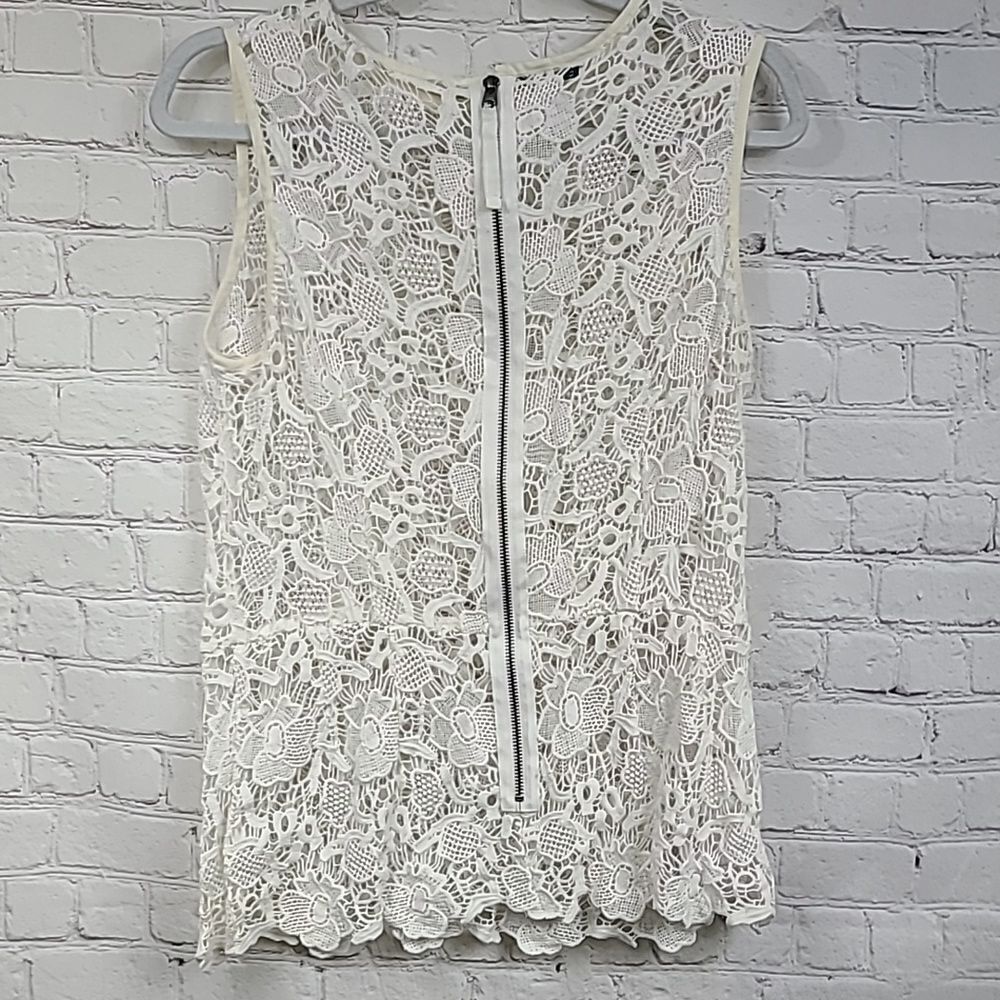 CAbi Needle Lace Shell Ivory Floral Crochet Peplum Blouse Romantic Top M Medium - Picture 12 of 14
